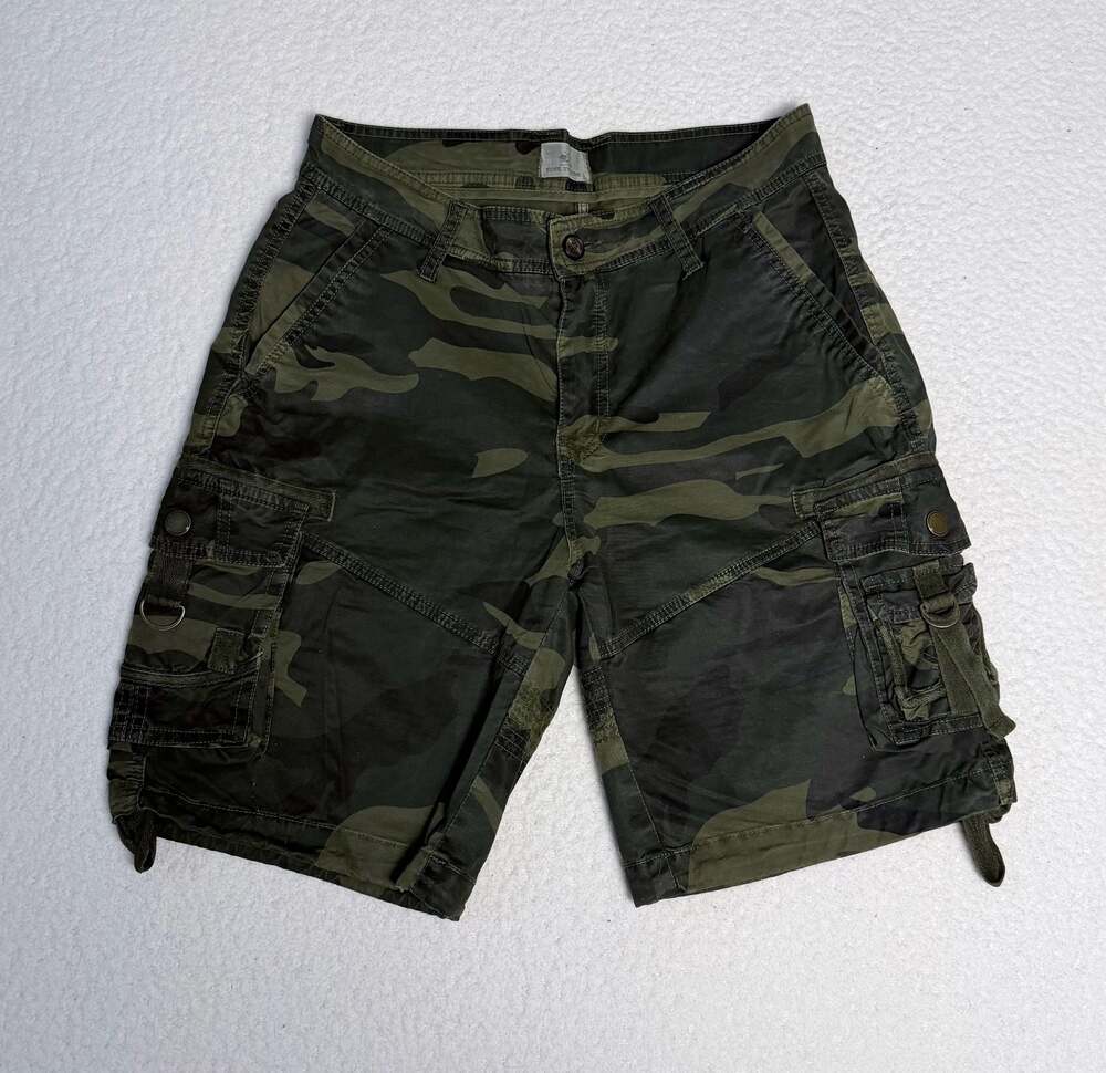 Four Steeds Camouflage Cargo Shorts Size 8